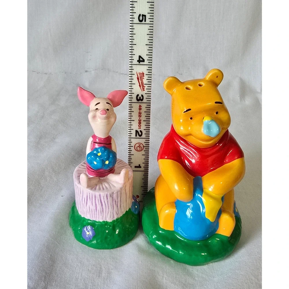 Disney Winnie the Pooh & Piglet Salt & Pepper Shakers 3.75